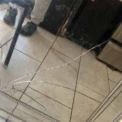 Heavy Table With 3 Chairs 