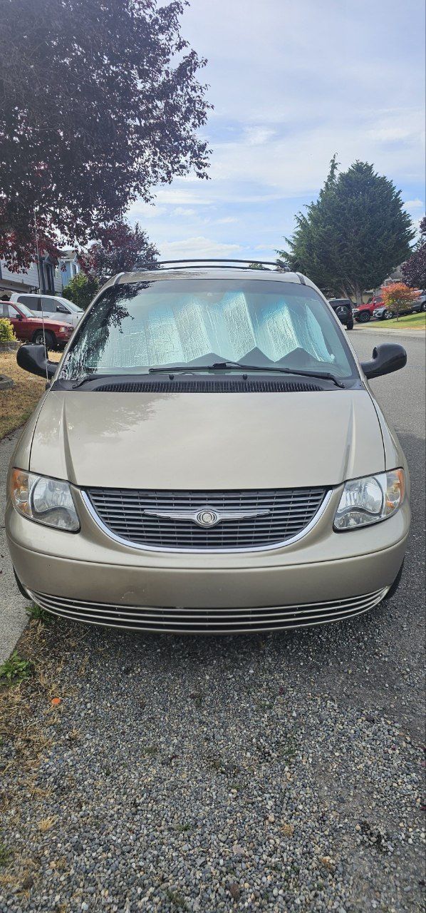 2002 Chrysler Town & Country