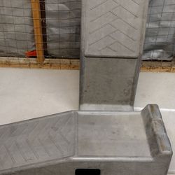 One Set Of Car Stands