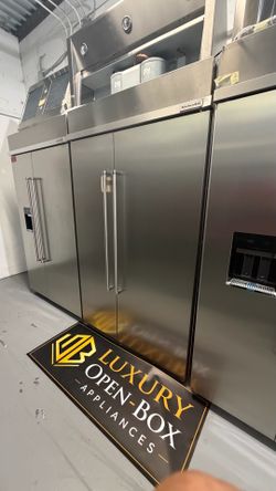 🔥 OPEN BOX SPECIAL – SAVE THOUSANDS! 🔥  Upgrade your kitchen with this premium KitchenAid 48-inch Built-In Side-by-Side Refrigerator featuring a sle