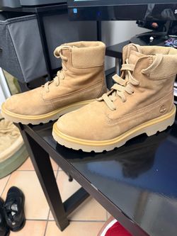 Timberland Rowan Way 6-Inch Boots – Medium Brown Nubuck – Women's Size 7 – Brand New!  (No box)