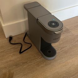 Keurig Coffee Machine - Doesn’t Turn On - Use It For Parts
