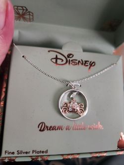 Cinderella charaige necklace