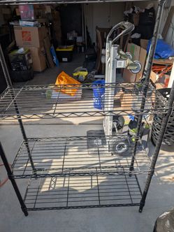 Storage shelf