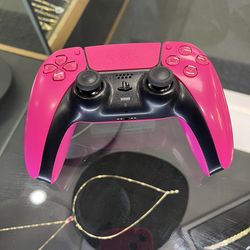 Pink ps5 remote (1129)