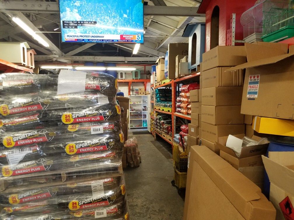 Dog food victor, maximum bully, taste of the wild, diamond, sportmix