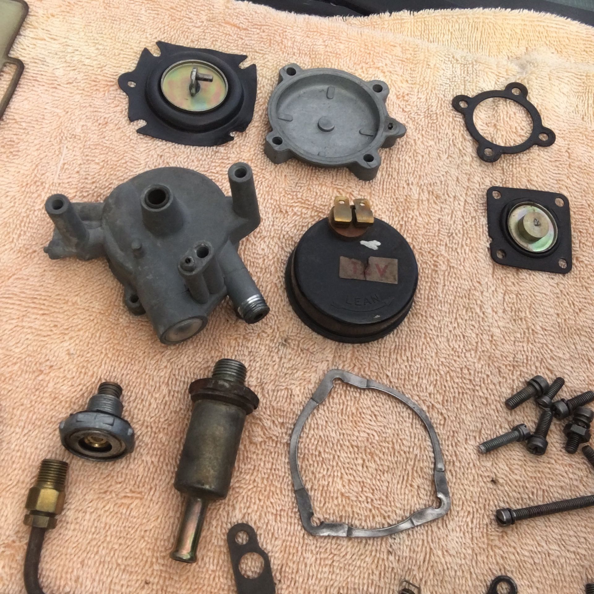 Autolite 4100 Carburetor For 289 Or FE Motors for Sale in San Gabriel