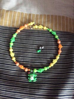 Choker necklace with earrings pierced