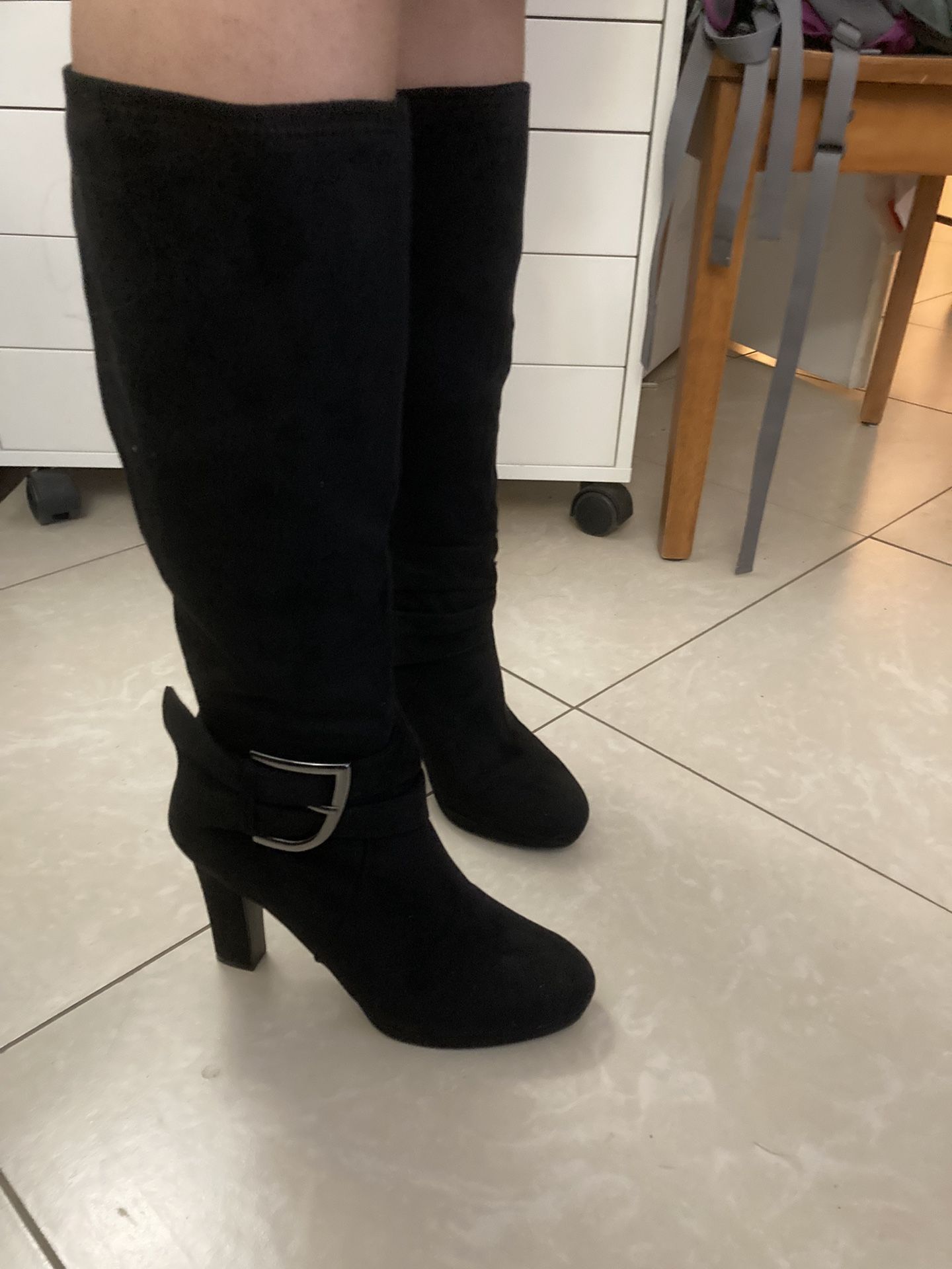 Stylish Heel Boots