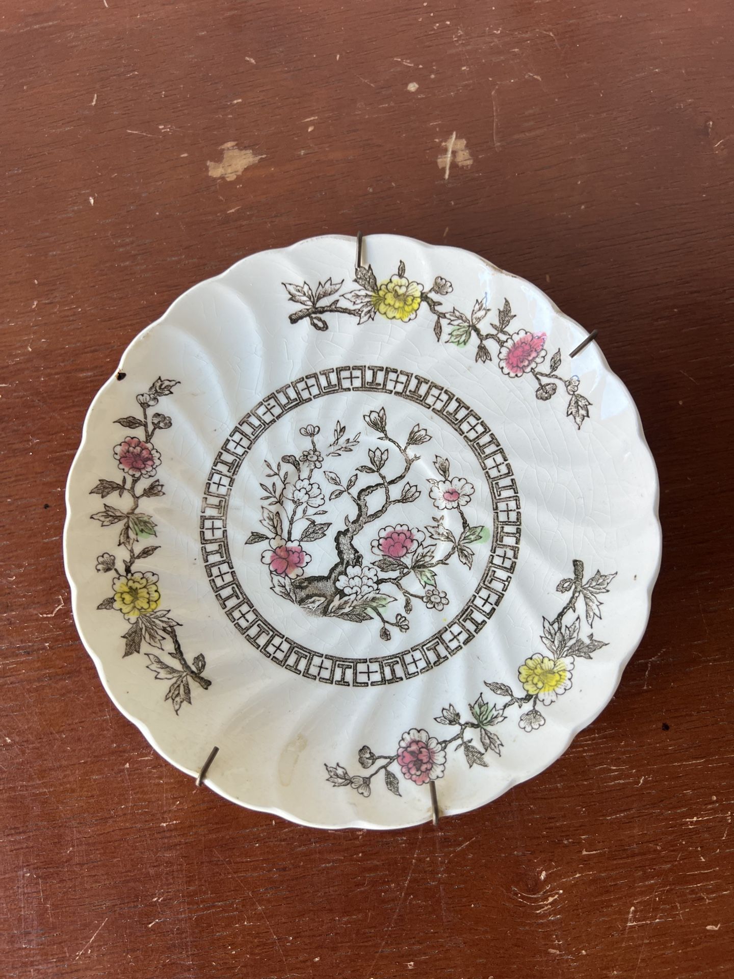 Vintage! 2 Fine Earthen Ware Kashmir Tree Bread Dessert Plates 6 1/4" Made In Japan