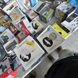 Fit Bit Versa 4 And 6 