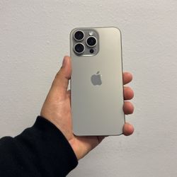 Apple iPhone 15 Pro Max 1 TB Unlocked 