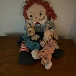 Raggedy Ann And Other Dolls