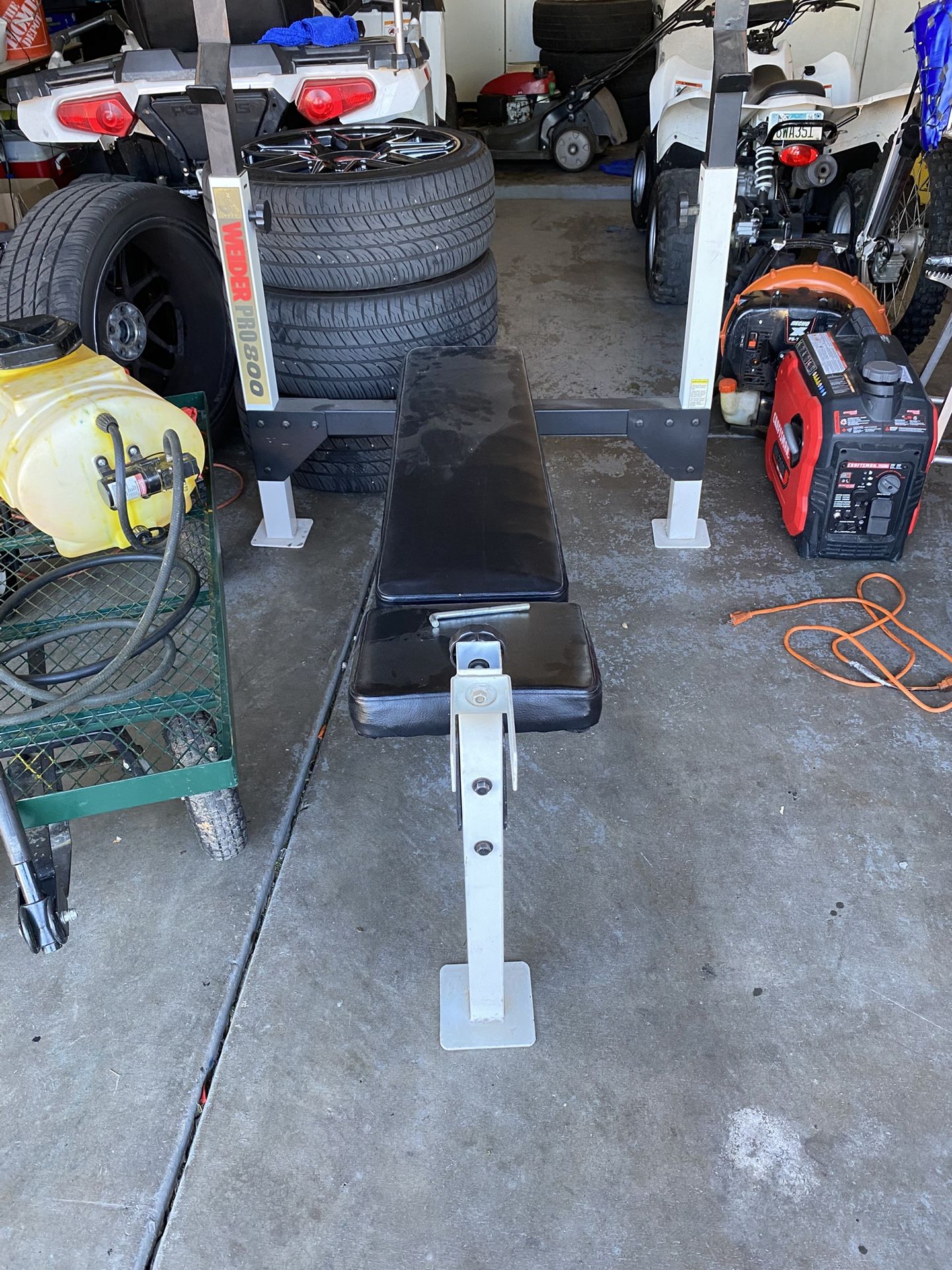 Weirder Pro 800 Weight Bench