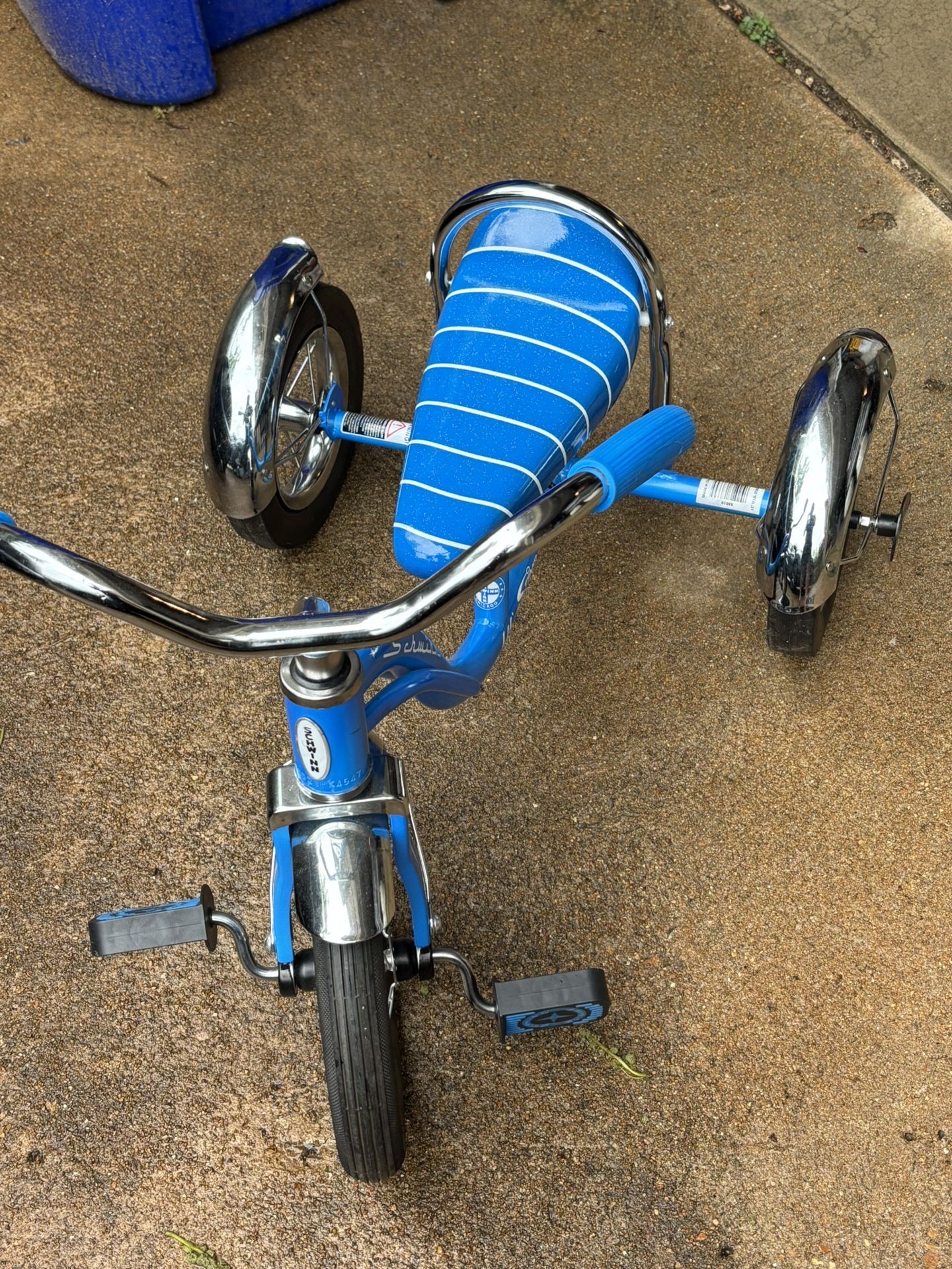 Schwinn Lil Sting-Ray Tricycle