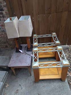2 lamp shades/2 end tables
