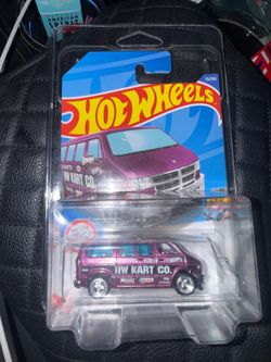 Hotwheels Dodge Van Super treasure hunt with protector