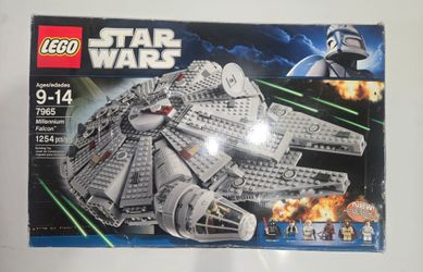 LEGO Star Wars Millennium Falcon Box Set 7965