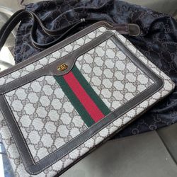 Gucci Sling Bag 