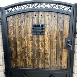 Custom Side Gate