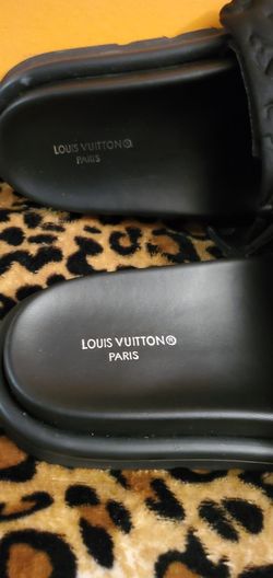 Lv Pillow Slides for Sale in Cleveland, OH - OfferUp