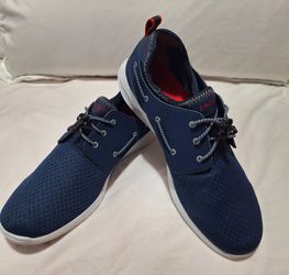 Sperry boat sneakers size 11 new