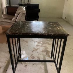 Solid Table With Stools Perfect  For Any Space 