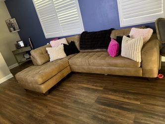 Bobs Sierra couch