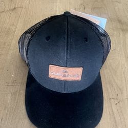Quicksilver Trucker Style Hat OSFA NEW with Tags!!