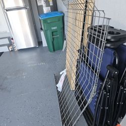 Bulkhead Wire Cage