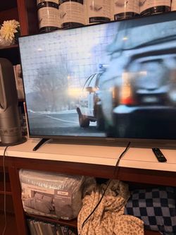 50 Inch Insignia Flat Screen TV