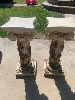 (2) Capodimonte Style Resin Pedestal