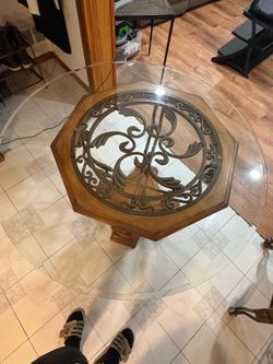 Elegant Round Glass Dining Table Set w/ 4 chairs