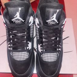 Jordan 4 White Thunder 