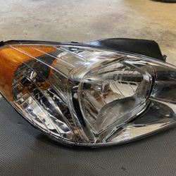 Hyundai Accent Headlights (3rd Generation) 