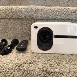 Brand New Portable Outdoor Projector, Movie Mini Projector 