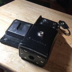 Law enforcement leather   heavy radio belt pouch