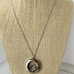 Origami owl  Necklace  20” Inches Long 