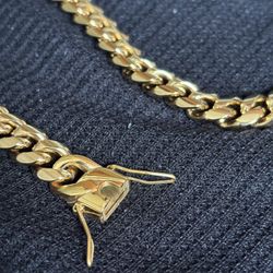 Gold Necklace & Chain Set