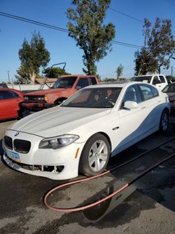 2011 BMW 528i