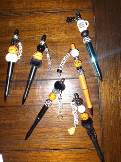 Spurs pen