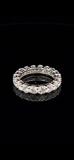 14k White Gold Diamond Band