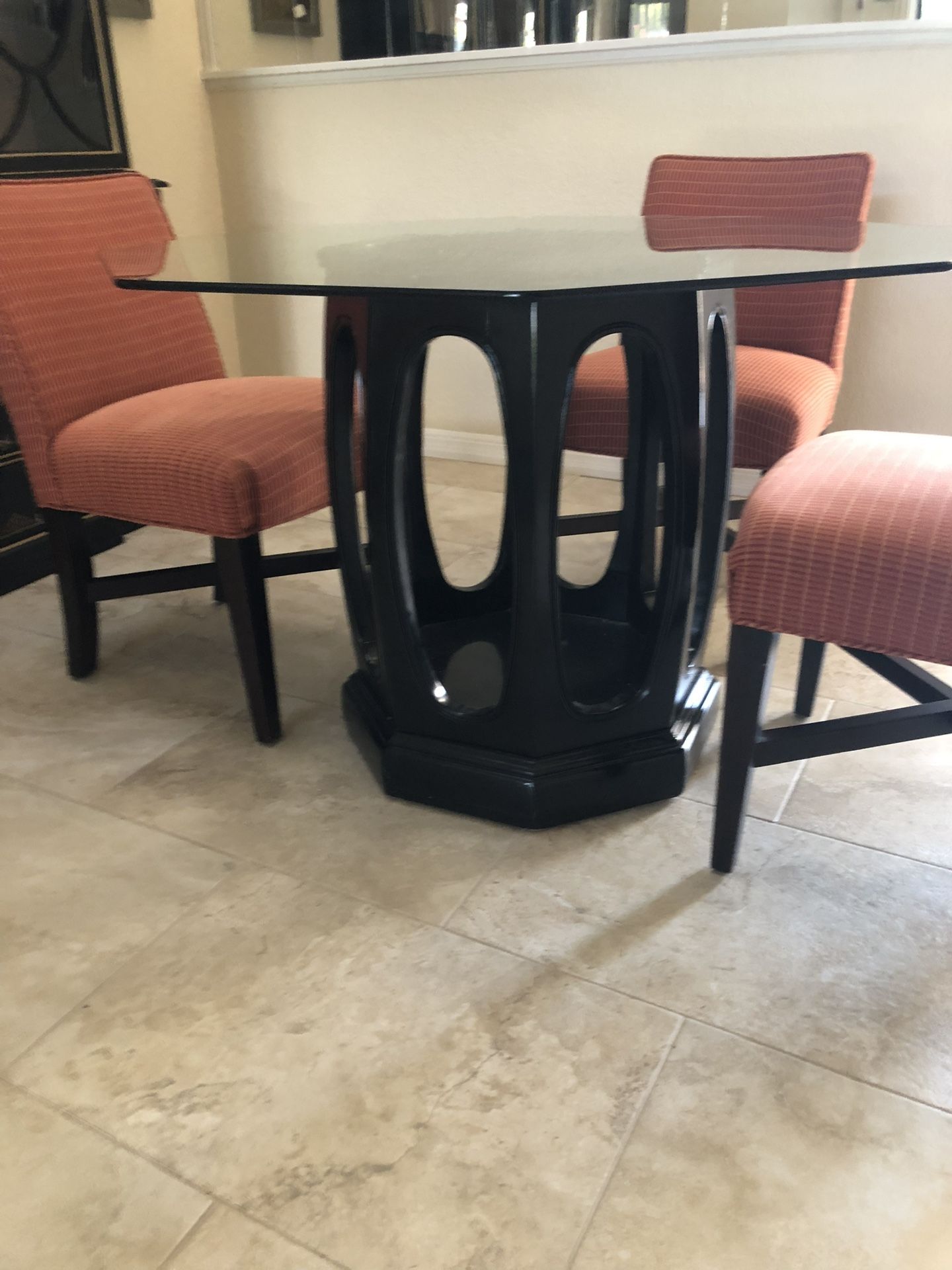 Glass Top Table 4 Chairs.