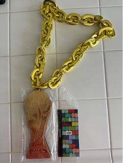 World Cup fan chain