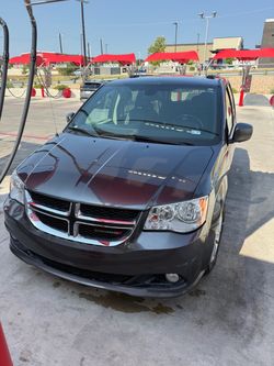 Dodge Grand Caravan Minivan