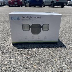 BRAND NEW Blink Floodlight Mount 700 Lumens