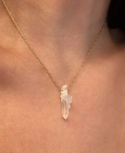 Quartz Gold Necklace 