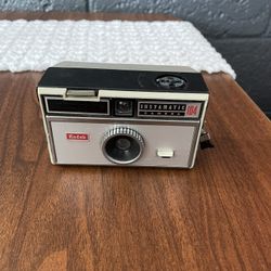 Kodak Instamatic Camera 104