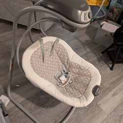 Graco Baby Swing