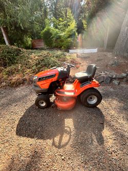Husqvarna Ridings Mower